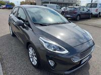 Usata Ford Fiesta 101 CV (74 kW) 2018 Grigio Utilitaria