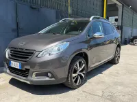 Usata Peugeot 2008 Allure 120 CV (88 kW) 2015 Grigio SUV