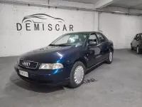 Usata Audi A4 125 CV (91 kW) 1996 Blu Berlina