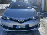 Usata Toyota Auris Hybrid Lounge 99 CV (72 kW) 2017 Berlina