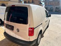 Usata VW Caddy Business 110 CV (80 kW) 2016 Bianco Monovolume