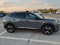 Usata Peugeot 2008 Allure 101 CV (74 kW) 2023 Grigio SUV