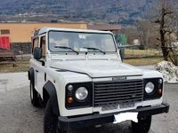 Usado Land Rover Defender 122 HP (89 kW) 2002 Branco Carrinha