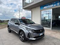 Usata Peugeot 5008 Allure 130 CV (95 kW) 2021 Grigio SUV