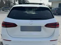 Gebraucht Mercedes B180 116 PS (85 kW) 2019 Weiß Van / Kleinbus