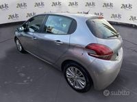 Usata Peugeot 208 Active 102 CV (75 kW) 2019 Grigio Utilitaria