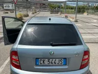 Usata Skoda Fabia 64 CV (47 kW) 2004 Grigio Berlina