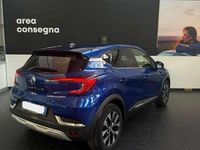 Usata Renault Captur Techno 94 CV (69 kW) 2024 Blu/azzurro SUV