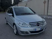 Usata Mercedes B200 140 CV (102 kW) 2009 Monovolume