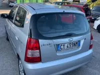 Usata Kia Picanto 75 CV (55 kW) 2006 Grigio Utilitaria