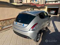 Usata Lancia Ypsilon Silver 69 CV (50 kW) 2012 Grigio Utilitaria