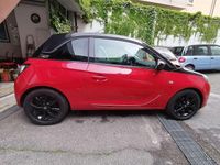 Usata Opel Adam Edition 69 CV (50 kW) 2015 Rossao nero mettalescente Utilitaria