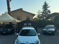 Usata Kia Rio 75 CV (55 kW) 2015 Bianco Coupé