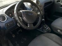 Usata Ford Fiesta 71 CV (52 kW) 2006 Utilitaria