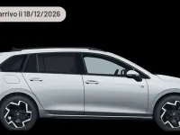 Begagnad VW Golf VIII Life 116 HK (85 kW) 2024 Silver Kombi