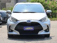 Usata Toyota Yaris Hybrid Trend 92 CV (67 kW) 2023 Grigio Berlina