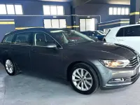 Usata VW Passat Highline 150 CV (110 kW) 2016 Grigio Station wagon
