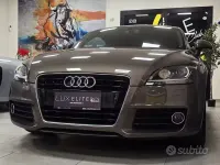 Usata Audi TT Ambiente 160 CV (117 kW) 2011 Dakotagrau metallic Coupé