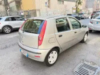 Usata Fiat Punto 69 CV (50 kW) 2005 Argento Utilitaria