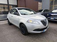 Usata Lancia Ypsilon Silver 86 CV (63 kW) 2014 Argento Utilitaria