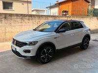 Usata VW T-Roc Advance 116 CV (85 kW) 2019 Bianco SUV