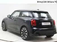 Usata Mini Cooper 136 CV (100 kW) 2024 Enigmatic black mini yours Utilitaria