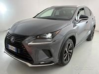 Usata Lexus NX300h Luxury Line 155 CV (114 kW) 2022 Grigio SUV