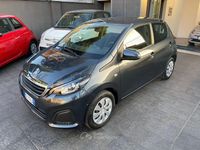 Usata Peugeot 108 Active 72 CV (52 kW) 2021 Gray Berlina