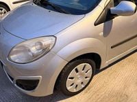 Usata Renault Twingo Privilege 58 CV (42 kW) 2007 Metalizzato Utilitaria