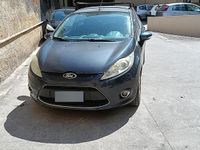 Usata Ford Fiesta 68 CV (50 kW) 2009 Grigio Berlina