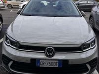 Usata VW Polo Life 95 CV (69 kW) 2023 Argento Utilitaria