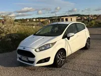 Usata Ford Fiesta 75 CV (55 kW) 2016 Bianco Utilitaria