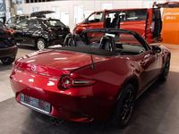 Nuova Mazda MX5 Homura-Line 132 CV (97 kW) 2025 Rosso metallizzato Cabrio