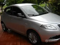 Usata Lancia Ypsilon Gold 85 CV (62 kW) 2013 Grigio Utilitaria