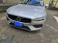 usata Volvo V60 2.0 b4 Momentum Business Pro auto