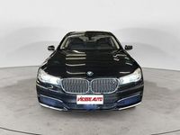 Begagnad BMW 730 265 HK (194 kW) 2017 Svart Sedan
