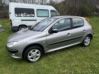 Usata Peugeot 206 68 CV (50 kW) 2002 Grigio Berlina