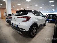 Usata Renault Captur Intens 160 CV (117 kW) 2020 Bianco SUV