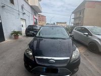 Usata Ford Focus 90 CV (66 kW) 2008 Nero Utilitaria
