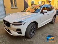 Usata Volvo XC60 Momentum 197 CV (144 kW) 2022 Bianco SUV