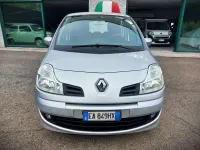 Usata Renault Grand Modus Dynamique 101 CV (74 kW) 2010 Argento Monovolume
