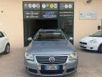 Usata VW Passat Highline 170 CV (125 kW) 2009 Blu Station wagon