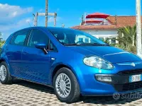 Usata Fiat Punto Evo 75 CV (55 kW) 2011 Bluazzurro Utilitaria