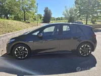 Usata VW ID.3 Pro 150 kW (204 CV) 2023 Nero Utilitaria