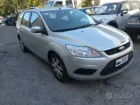Usata Ford Focus 145 CV (106 kW) 2008 Grigio Station wagon