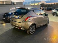 Usata Lancia Ypsilon S 69 CV (50 kW) 2021 Grigio Utilitaria