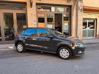 Usata VW Polo Comfortline 75 CV (55 kW) 2015 Grigio Berlina