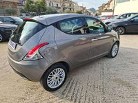 Usata Lancia Ypsilon Gold 95 CV (69 kW) 2015 Grigio Utilitaria