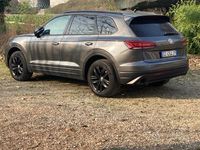 Usata VW Touareg 2020 Grigio SUV