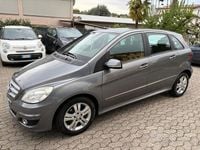 Usata Mercedes B180 Chrome 109 CV (80 kW) 2010 Grigio Monovolume